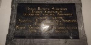 Tablica ku czci Jana Chrzciciela Albertrandiego w Archikatedrze Św. Jana w Warszawie.