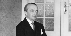 Potworowski Gustaw, poseł nadzwyczajny i minister pełnomocny RP w Szwecji.