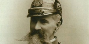 Władysław Tarczyński w mundurze ochotniczej straży ogniowej.