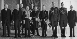 Złożenie listów uwierzytelniających prezydentowi RP Ignacemu Mościckiemu przez posła nadzwyczajnego i ministra pełnomocnego Iranu w Polsce Mirzę Schayesteha na Zamku Królewskim w Warszawie 2.10.1935 r.