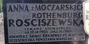 Grób Anny z Moczarskich Rothenburg-Rościszewskiej na cmentarzu Zakładu dla Niewidomych w Laskach pod Warszawą.