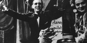 Aleksander Żabczyński i Loda Niemirzanka (siedzi), w filmie "Ada, to nie wypada!" z roku 1936.