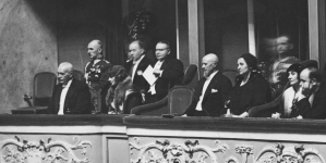 Widownia Teatru Polskiego podczas przedstawienia "Virtuti militari" w styczniu 1932 r.