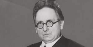 <%# $this->DataItem->marArticleFrom->title %