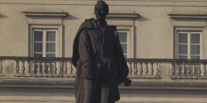 Pomnik Feliksa Dzierżyńskiego w Warszawie.