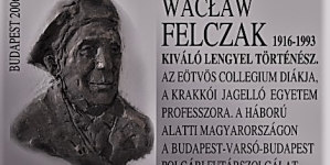 Tablica pamięci prof. Wacława Felczaka w Collegium Eötvösa w Budapeszcie.