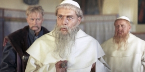 <%# $this->DataItem->marArticleFrom->title %