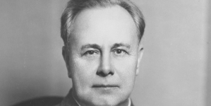 <%# $this->DataItem->marArticleFrom->title %