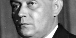 <%# $this->DataItem->marArticleFrom->title %