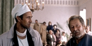 <%# $this->DataItem->marArticleFrom->title %