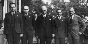 Drużyna polskch szachistów na Olimpiadzie szachowej o Puchar Hamilton-Russell w Warszawie w sierpniu 1935 roku.