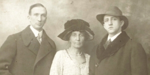 Julia Puszetowa z synem Antonim i Stefanem Stablewskim.