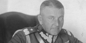 <%# $this->DataItem->marArticleFrom->title %