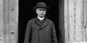 <%# $this->DataItem->marArticleFrom->title %