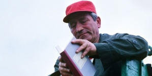 <%# $this->DataItem->marArticleFrom->title %