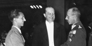 <%# $this->DataItem->marArticleFrom->title %