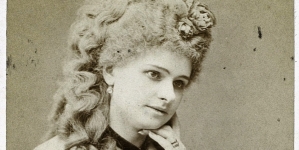 Bronisława Dowiakowska w roli Violetty w operze "Traviata".