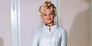 <%# $this->DataItem->marArticleFrom->title %