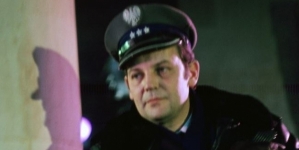 Jerzy Moes w filmie "Brunet wieczorową porą" z 1976 r.