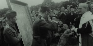 Wręczenie sztandaru 1 Brygadzie Strzelców w październiku 1940 r.
