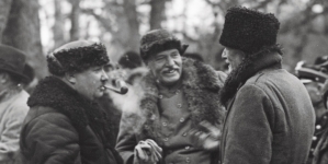 Polowanie z udziałem prezydenta RP Ignacego Mościckiego w ordynacji księcia Karola Mikołaja Radziwiłła w styczniu 1931 roku.  (4)