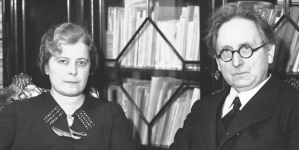 <%# $this->DataItem->marArticleFrom->title %