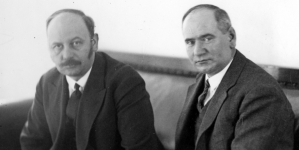 Posłowie Karol Polakiewicz i Kazimierz Duch w kuluarach sejmowych 20.01.1931 r.