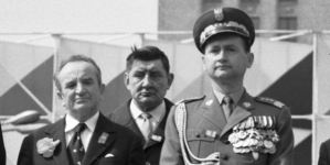 Pochód 1 Maja w Warszawie w 1973 r.