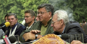 Konferencja prasowa podczas realizacji filmu "Pan Tadeusz" w 1999 r.