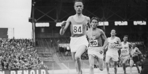 Bieg na 5000 metrów podczas II Mistrzostw Europy w Lekkoatletyce (dla mężczyzn) w Paryżu we wrześniu 1938 r.