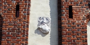 Szczyt Domu Długosza w Wiślicy.