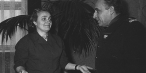 Spotkanie I sekretarz Komitetu Łódzkiego PZPR Michaliny Tatarkówny-Majkowskiej z Ministrem Obrony Narodowej Marianem Spychalskim w 1960 roku.