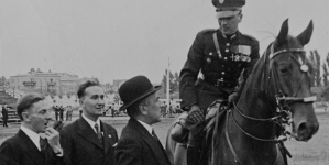 Zlot młodzieży wiejskiej w Warszawie zorganizowany przez organizację młodzieżową Obozu Zjednoczenia Narodowego Związek Młodej Polski, 14.08.1938 r.