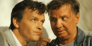 Jan Frycz i Roman Kłosowski w filmie "Dzień wielkiej ryby" z 1996 roku.