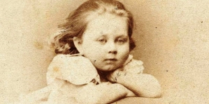 Portret Marii Róży "Biszetty" Branickiej, późniejszej Radziwiłłowej, w wieku około 3 lat.