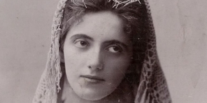 <%# $this->DataItem->marArticleFrom->title %