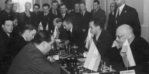 Mecz szachowy Polska-Argentyna na Olimpiadzie szachowej o Puchar Hamilton-Russell w Warszawie w sierpniu 1935 roku.
