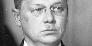 <%# $this->DataItem->marArticleFrom->title %