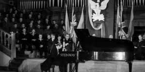 Koncert Witolda Małcużyńskiego z okazji polskiego święta narodowego.