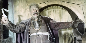 <%# $this->DataItem->marArticleFrom->title %