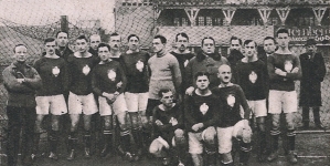Pierwsza reprezentacja narodowa Polski w piłce nożnej przed debiutem w Budapeszcie 18.12.1921 r.