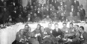 Przyjęcie na cześć brygadiera Józefa Piłsudskiego w hotelu Bristol 17.12.1916 roku.