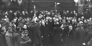 Uroczystość otwarcia linii kolejowej Radom-Warszawa na stacji w Bartodziejach 25.11.1934 r.