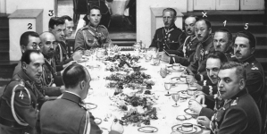 Spotkanie pożegnalne dla japońskiego attache wojskowego płk. Shigeyasu Suzuki, Warszawa 18.07.1930 r.