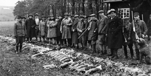 <%# $this->DataItem->marArticleFrom->title %