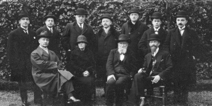 Delegacja reprezentująca Związek Zawodowy Pracownikow Umysłowych na międzynarodowym kongresie w Paryżu w 1925 r.