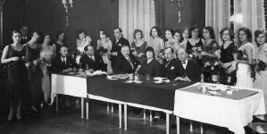 Jury i uczestniczki konkursu Miss Polonia 1930.