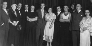 Wizyta biegaczy Volmariego Iso-Hollo i Janusza Kusocińskiego w Teatrze Banda w Warszawie, 14.10.1932 r.