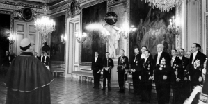 Składanie życzeń noworocznych prezydentowi RP Ignacemu Mościckiemu na Zamku Królewskim w Warszawie 1.01.1936 r.