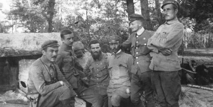 Legiony na froncie wschodnim nad Stochodem - grupa oficerów I Brygady Legionów w 1916 roku.